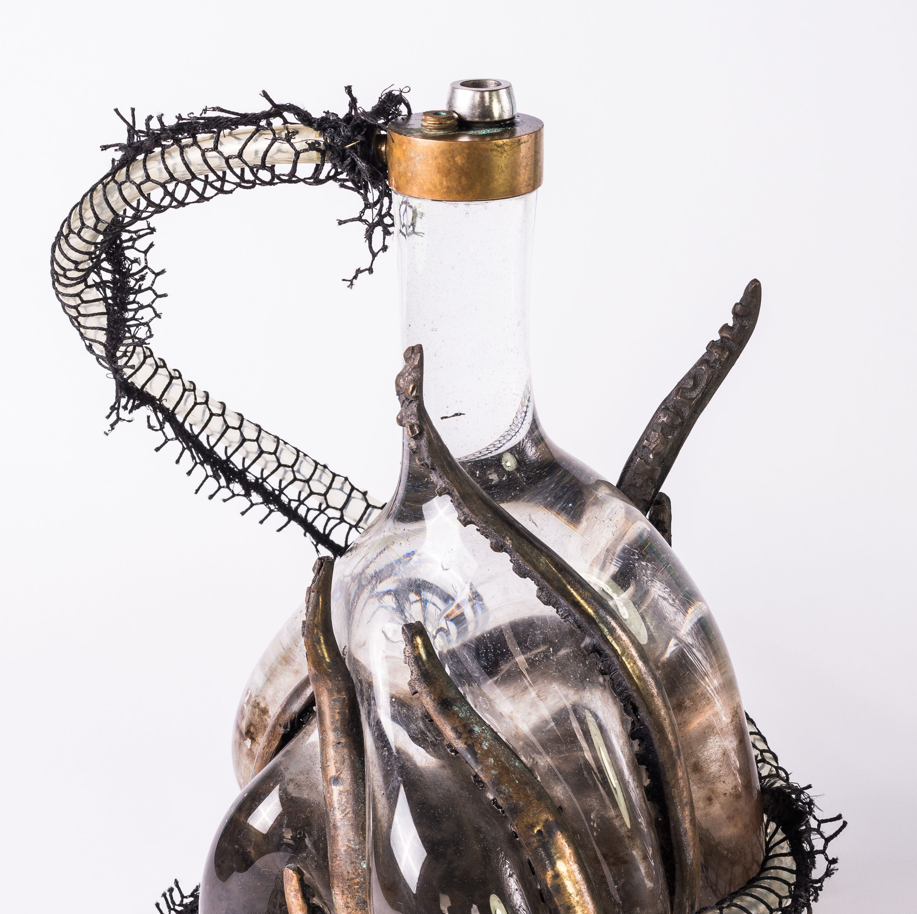 Shisha Kraken. 18x18x35cm. Bronze/glass